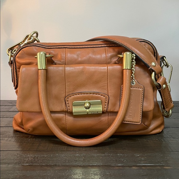 Coach Kristin Satchel - Picture 1 of 12